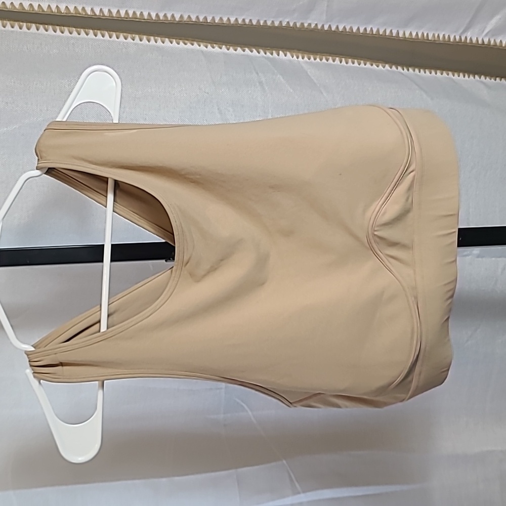 Fabletics 3x sports bra.  Like New